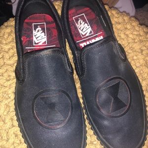 Black widow marvel vans